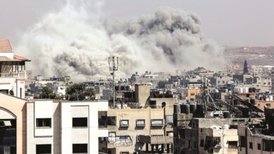 حليب الأطفال ينفد في غزة والموت يهدد الرضع تحت الحصار