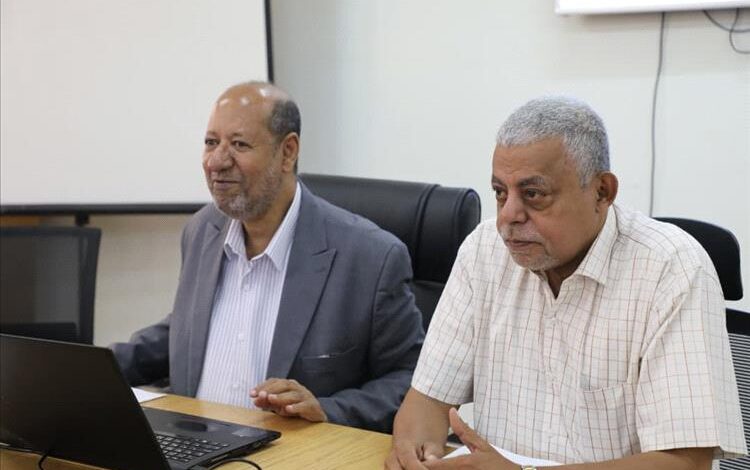 المجلس الطبي الأعلى يناقش تطوير الامتحانات والتصنيف الطبي في عدن