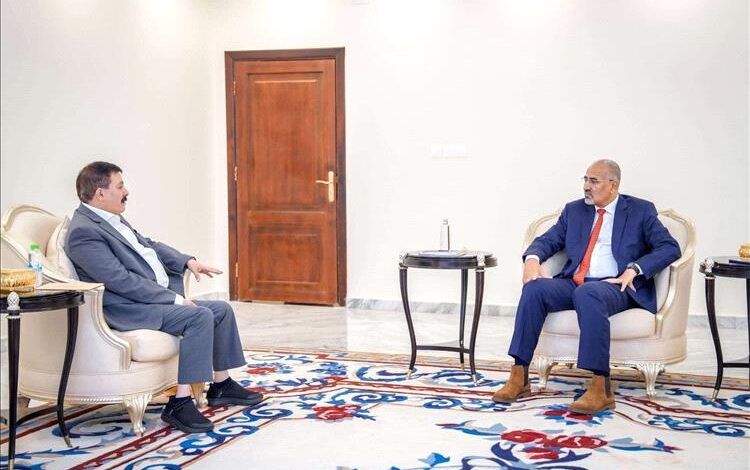 الزُبيدي: تحرير الشمال مرهون بتوحيد الصف الوطني ومواجهة مليشيا الحوثي