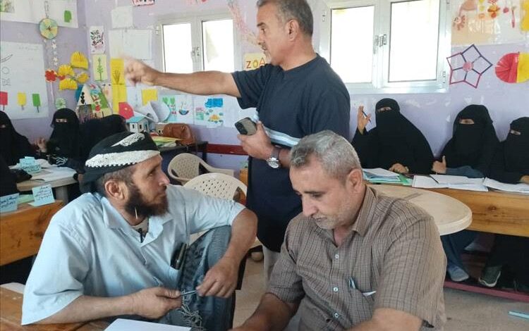 الضالع تُدشّن برنامجاً تدريبياً لمعلميها لتعزيز مهارات التعليم في الأزمات