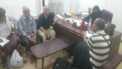 مدير مستشفى الأمراض النفسية تعقد اجتماعا طارئا مع مدراء الدوائر لمناقشة خطة العمل خلال إجازة العيد 6 مدير مستشفى الأمراض النفسية تعقد اجتماعا طارئا مع مدراء الدوائر لمناقشة خطة العمل خلال إجازة العيد