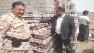 ضبط أكثر من 400 كرتون مشروبات غازية منتهية الصلاحية في دار سعد بعدن