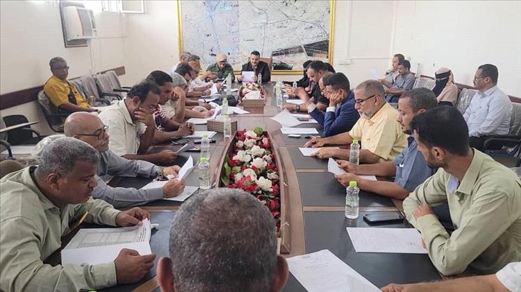 مدير المنصورة يؤكد تعزيز الأداء الإداري والخدمي ويدعو لتكامل الجهود 1 مدير المنصورة يؤكد تعزيز الأداء الإداري والخدمي ويدعو لتكامل الجهود