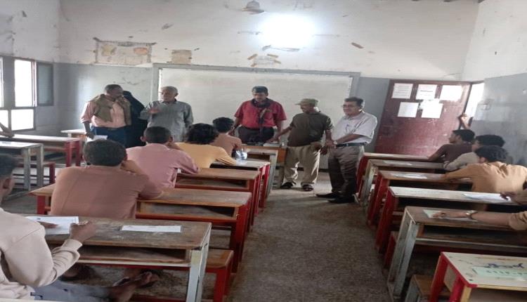 مدير تربية خنفر يتفقد سير امتحانات الثانوية العامة في مركز الحصن وباتيس 1 مدير تربية خنفر يتفقد سير امتحانات الثانوية العامة في مركز الحصن وباتيس