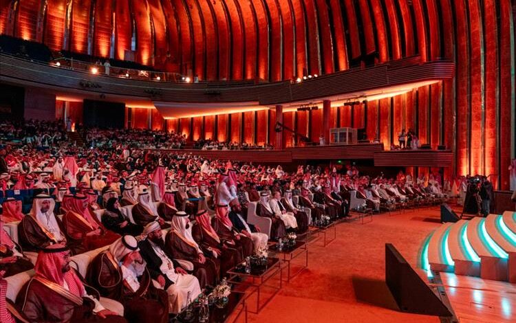 وزير الأوقاف يشارك في منتدى العمرة بالمدينة المنورة ويبحث تطوير الخدمات وتعزيز التنسيق الدولي