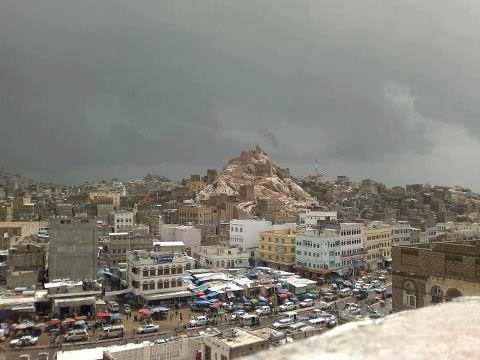 مقتل شخص وإصابة آخر في كمين مسلح بالبيضاء