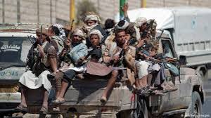 مليشيا الحوثي .. الموت حرقا لمن يرفض القتال في صفوفهم