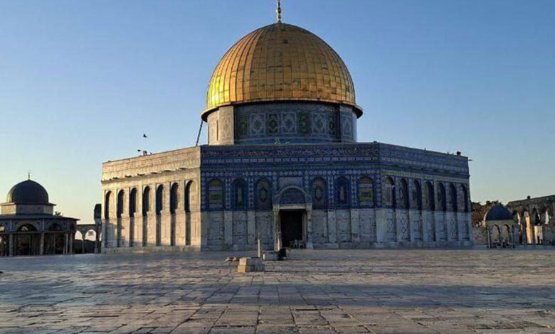 لليوم الرابع.. الاحتلال يواصل إغلاق المسجد الأقصى ويشدد إجراءاته في القدس 1 لليوم الرابع.. الاحتلال يواصل إغلاق المسجد الأقصى ويشدد إجراءاته في القدس