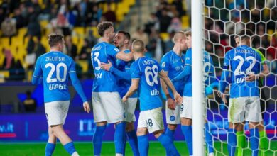 نابولي يسقط ‎فيورنتينا بثلاثية ويتأهل إلى نهائي كأس السوبر الإيطالي بالرياض