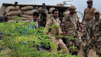 في زيارة عيدية... قيادة اللواء الخامس حراس جمهورية تزور ابطال التاسع عمالقة المرابطين في محور حيس