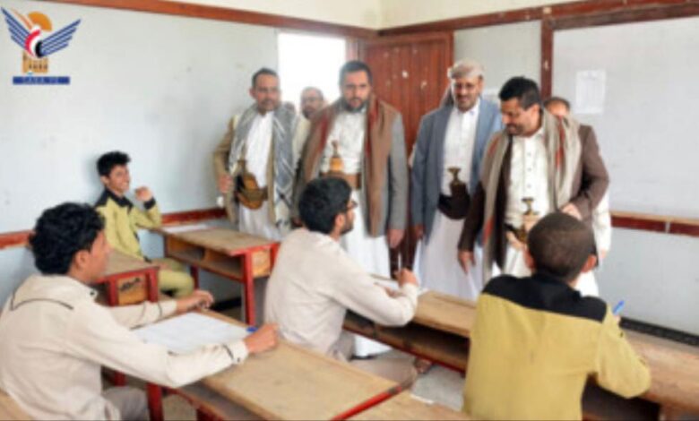 بنظام فاشل.. مليشيا الحوثي تطلق الامتحانات النهائية لطلاب الثانونية