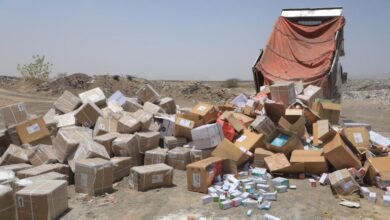 إتلاف 4 طن من الأدوية المهربة والتالفة والمنتهية الصلاحية في مأرب