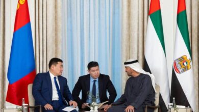 الرئيس الإماراتي يبحث مع رئيس وزراء منغوليا سبل تعزيز العلاقات الثنائية 8 الرئيس الإماراتي يبحث مع رئيس وزراء منغوليا سبل تعزيز العلاقات الثنائية