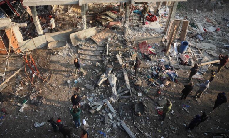 غزة.. استشهاد 25 فلسطينيا بينهم أطفال في قصف اسرائيلي