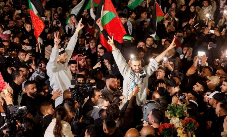 الإفراج عن دفعة جديدة من الأسرى الفلسطينيين من سجون الاحتلال