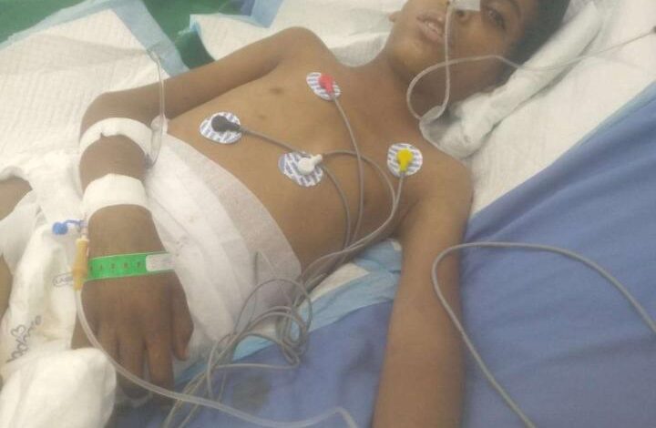 استشهاد طفل بعد شهر من إصابته برصاص مليشيا الحوثي في لحج