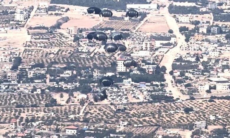 الإمارات والأردن يواصلان عمليات الإسقاط الجوي ضمن مبادرة "طيور الخير" في غزة 1 الإمارات والأردن يواصلان عمليات الإسقاط الجوي ضمن مبادرة "طيور الخير" في غزة