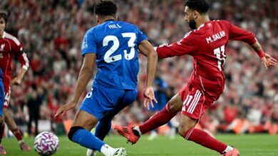 ليفربول يفوز على بورنموث برباعية في افتتاح الدوري الممتاز