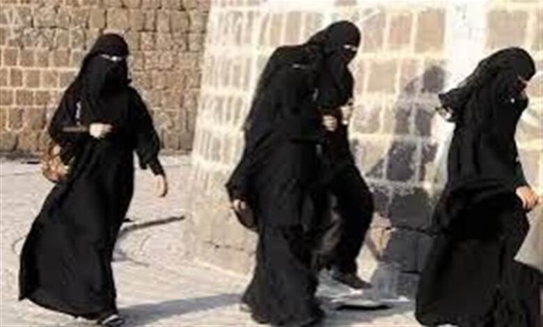 تحقيقات أمنية تطيح بشبكة تجسس نسائية في أبين 1 تحقيقات أمنية تطيح بشبكة تجسس نسائية في أبين