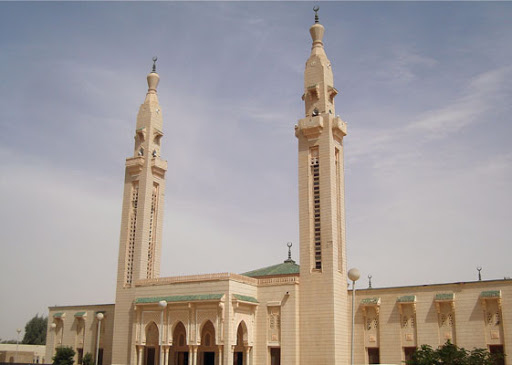 موريتانيا .. تعليق صلاة الجمعة حتى إشعار آخر بسبب كورونا