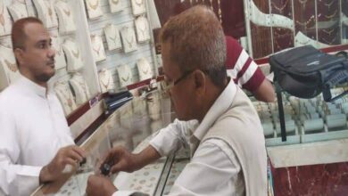 ابتزاز الحوثي يطال تجار الذهب في الحديدة ويشل الحركة التجارية