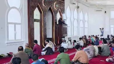 افتتاح أحد أكبر مساجد مدينة المخا بتمويل رجل الأعمال زيد الخرج
