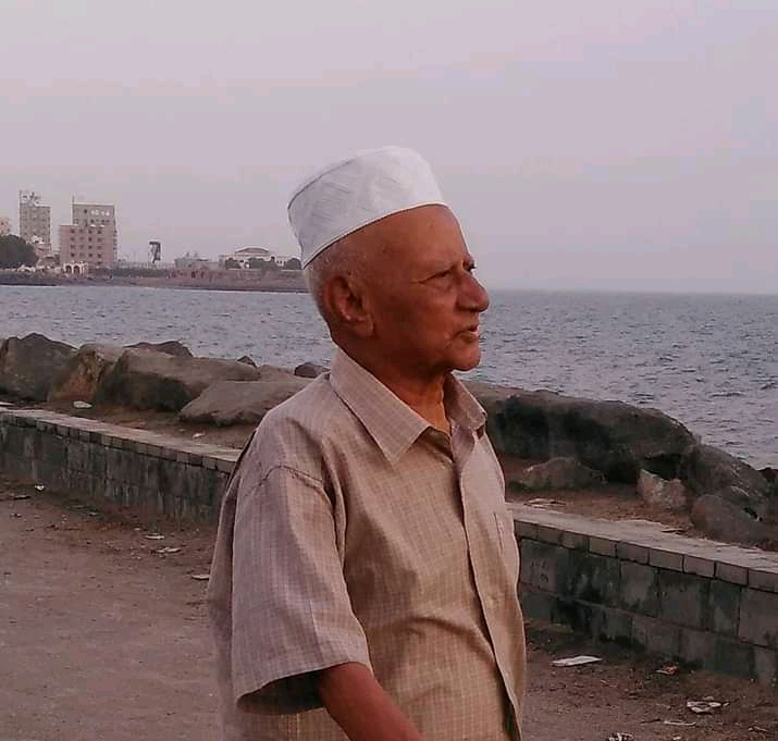 العزي مصوعي وهول المصاب في الادب