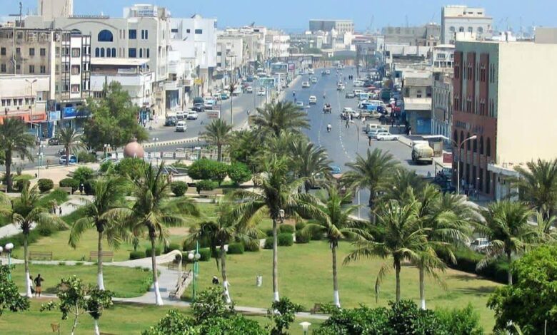 إهانة طفل في مدرسة أهلية بالحديدة يعكس انحطاط التعليم بمناطق الحوثي 1 إهانة طفل في مدرسة أهلية بالحديدة يعكس انحطاط التعليم بمناطق الحوثي