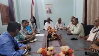 الحديدة.. اجتماع في الخوخة يبحث توسيع تدخلات اليونيسف في قطاعي المياه والصحة بالمناطق المحررة 7 الحديدة.. اجتماع في الخوخة يبحث توسيع تدخلات اليونيسف في قطاعي المياه والصحة بالمناطق المحررة