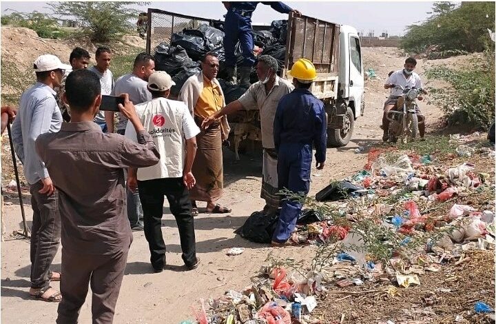 الحديدة.. حملة نظافة في حيس بالتعاون مع منظمة التضامن الدولية