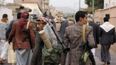 اعتداء حوثي مسلح يوقع جرحى في سوق للقات شرق الحديدة