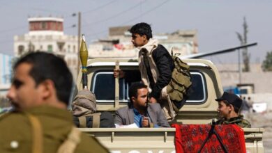 مليشيا الحوثي تعتدي على بائعي البسطات في الزهرة شمال الحديدة