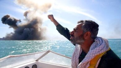 السفن التجارية في مرمى النيران الحوثية.. وخيارات الرد الدولية