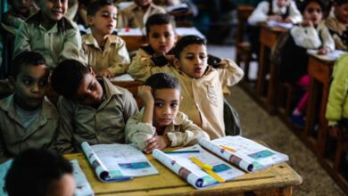 الحوثية تعيق العملية التعليمية ودور المعلمين في الحديدة