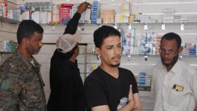 الصحة في الحديدة تنفذ حملة رقابية للصيدليات وتضبط عدد من المخالفين