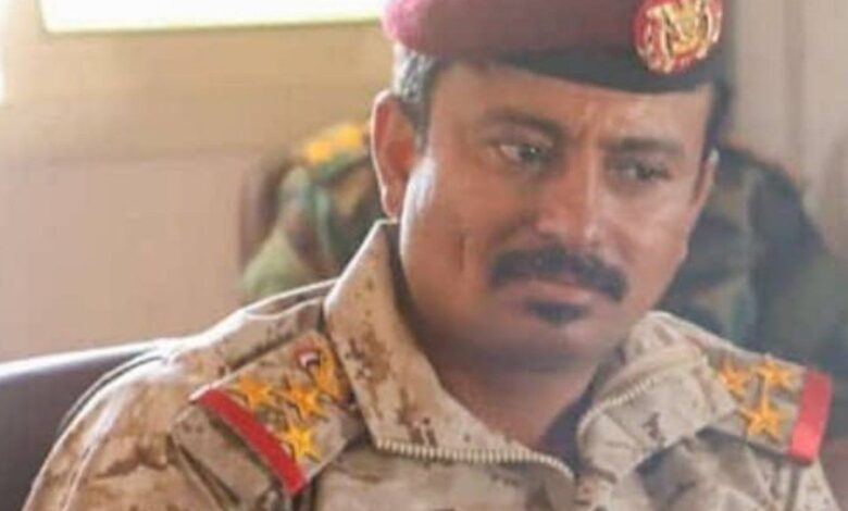 قائد عسكري ينجو من كمين مسلح في حضرموت ومقتل مرافقه 1 قائد عسكري ينجو من كمين مسلح في حضرموت ومقتل مرافقه