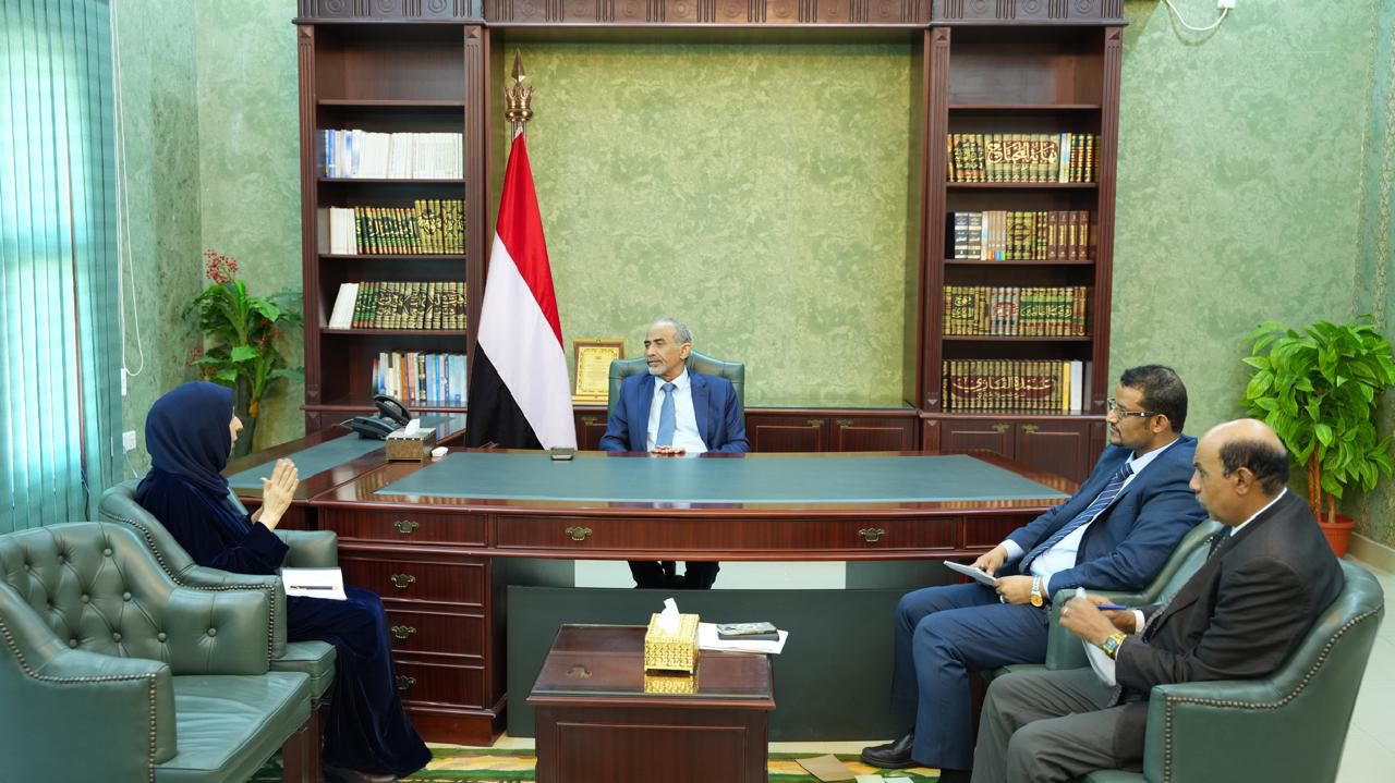 الفريق الصبيحي يدعو إلى إزالة العوائق أمام العمل الإنساني وتعزيز الشراكات الدولية