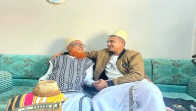 الكوفية التهامية .. ذاكرة خمسين عاماً تعود إلى الضوء 10 الكوفية التهامية .. ذاكرة خمسين عاماً تعود إلى الضوء
