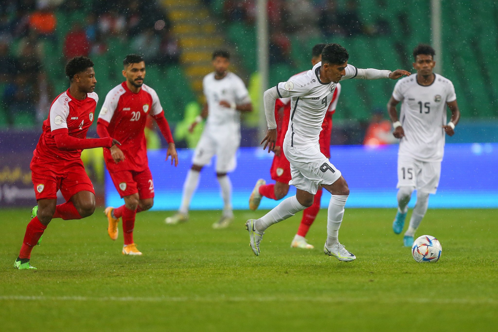 اليمن يخسر امام عمان بـ3-2 في كأس الخليج