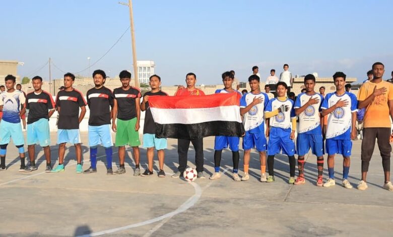 برعاية محافظ الحديدة.. انطلاق دوري "شهداء الدريهمي" بمشاركة 16 فريقاً في الخوخة