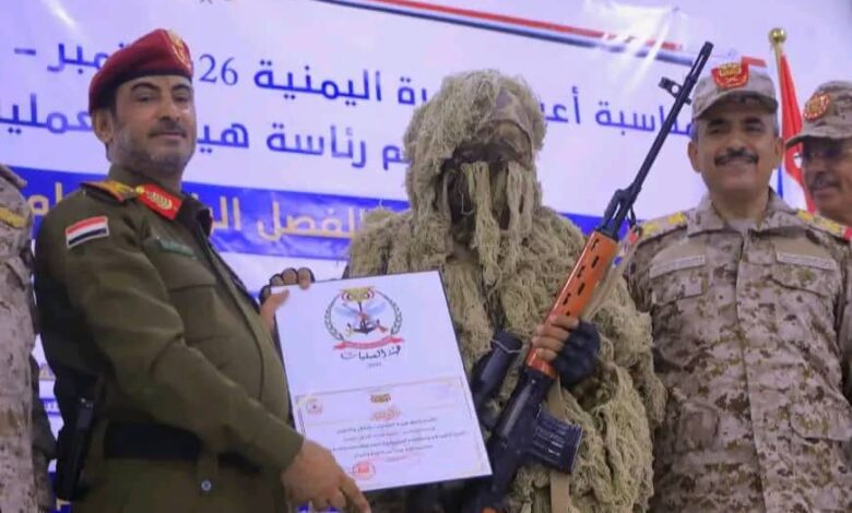 بن عزيز يؤكد دور التدريب والتأهيل في تعزيز قدرات القوات المسلحة 1 بن عزيز يؤكد دور التدريب والتأهيل في تعزيز قدرات القوات المسلحة