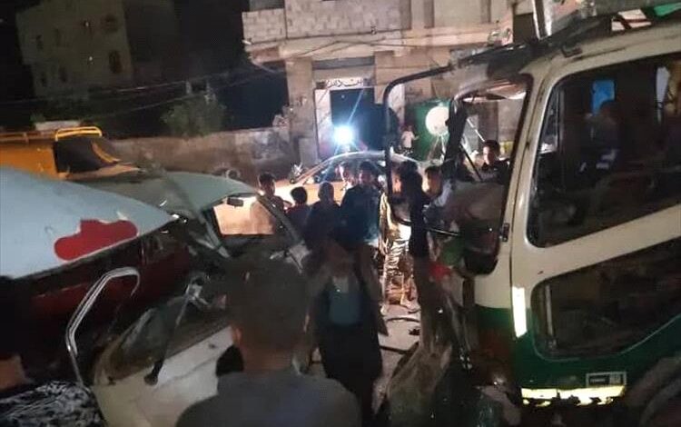 تعز.. انفجار داخل ورشة يخلف جرحى وأضراراً واسعة