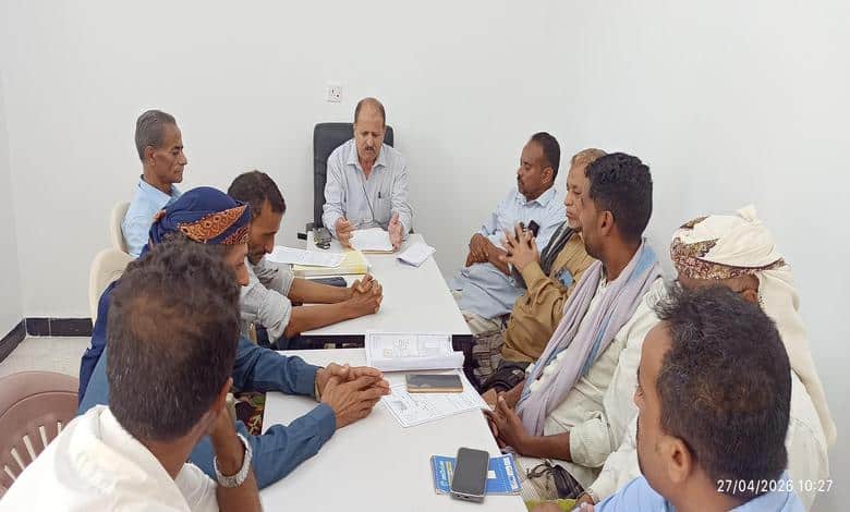 تنفيذي ذو باب المندب يناقش الأداء والخدمات والمشاريع الخدمية في اجتماعه الدوري الرابع لعام 2026 1 تنفيذي ذو باب المندب يناقش الأداء والخدمات والمشاريع الخدمية في اجتماعه الدوري الرابع لعام 2026