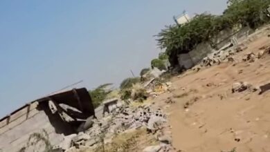 حملة حوثية تقتحم قرية جنوب الحديدة وتعتقل عشرات المدنيين بينهم نساء وأطفال