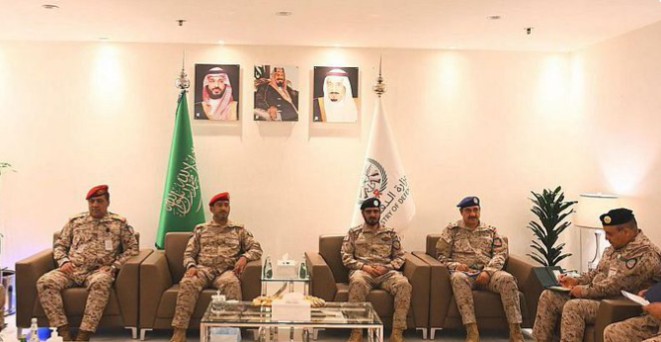 رئيس الأركان لنظيره السعودي: مليشيا الحوثي ماضية في تنفيذ اجندة إيران التخريبية في اليمن والمنطقة