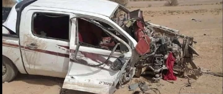 قتيلان وجريحان إثر انفجار لغم حوثي بسيارة مدنيين في الجوف