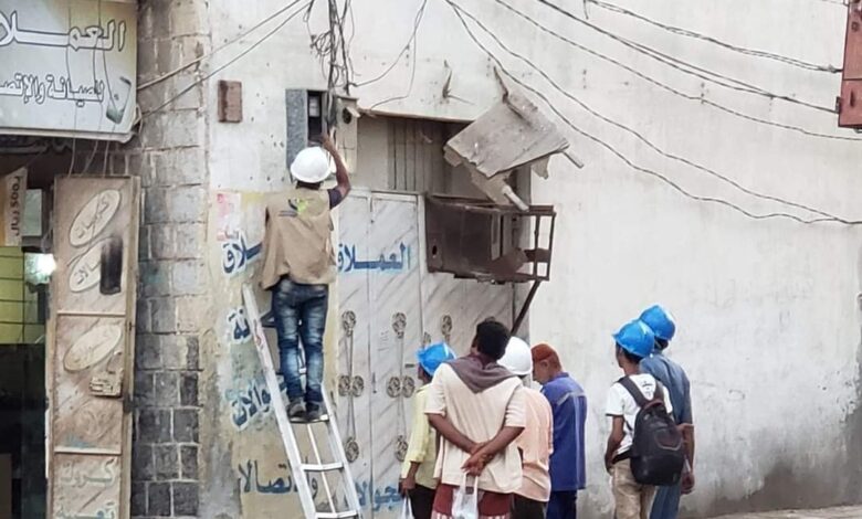 كهرباء الحوثي في الحديدة تنهي حياة 3 أشخاص بينهم رياضي 1 كهرباء الحوثي في الحديدة تنهي حياة 3 أشخاص بينهم رياضي