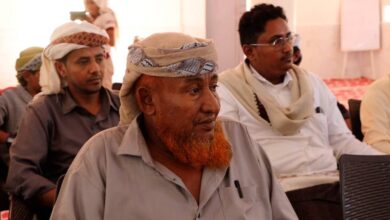 محافظ الحديدة يعزي في وفاة نائب مدير عام مكتب الأوقاف والإرشاد بالمحافظة