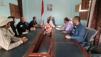 محافظ الحديدة يناقش مع منظمة "هالو ترست" الدولية نزع الألغام بالمناطق المحررة