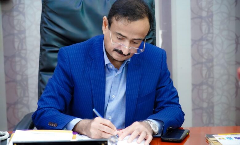 شبوة.. المحافظ يشكل لجنة تحقيق في أحداث عتق 1 شبوة.. المحافظ يشكل لجنة تحقيق في أحداث عتق